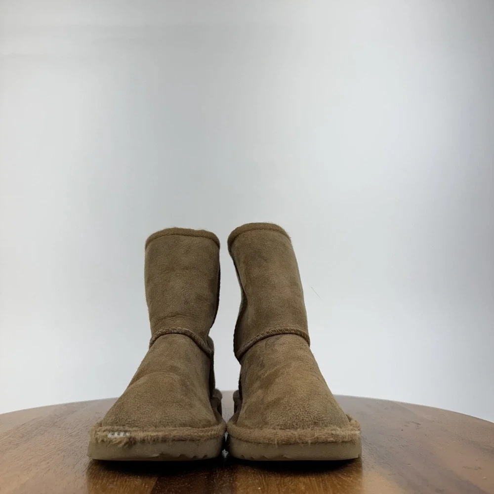 Little Kids Ugg Classic Tall II Chestnut Brown Sheepskin Suede Boots Size 9 C
